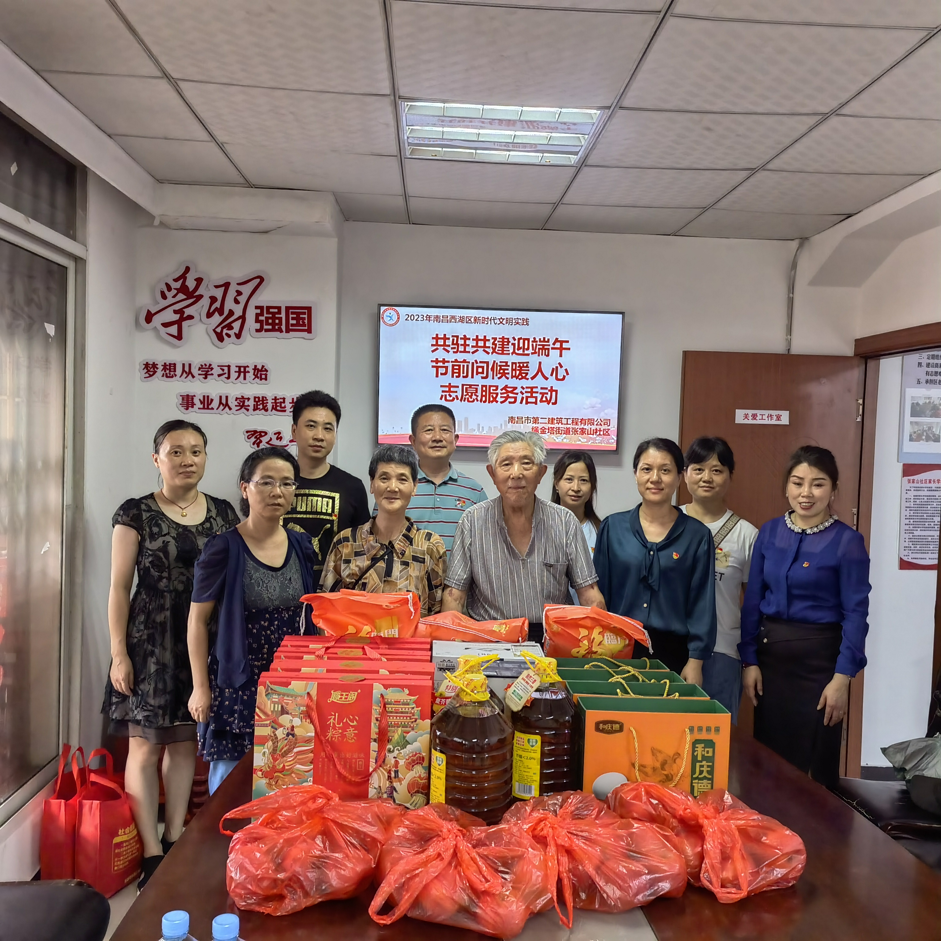 1687742326830341.jpg 9f98d339408fdc566372514e5448652.jpg